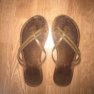 Aeropostale Flip Flops